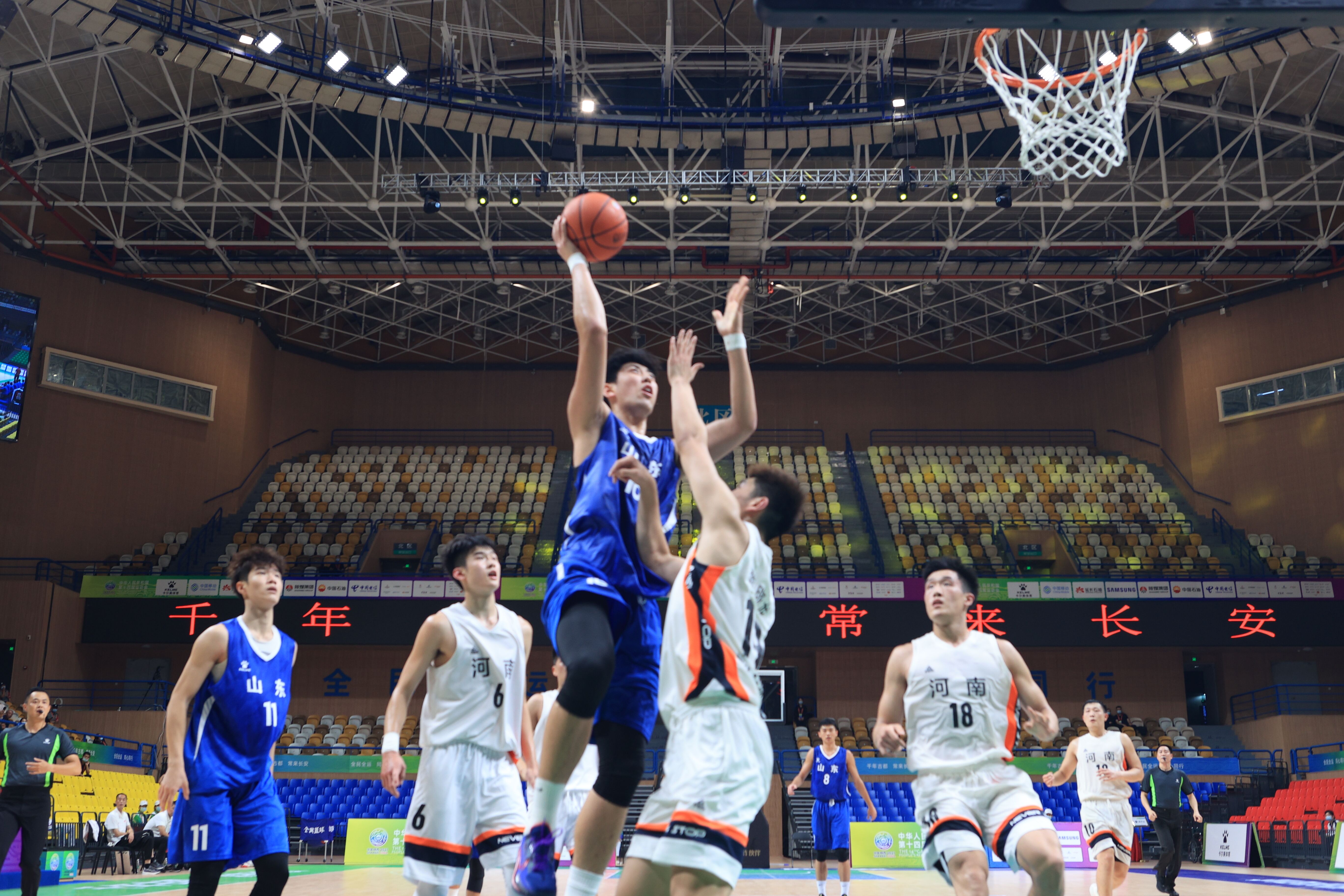 轻球员的偶 轻球员的偶